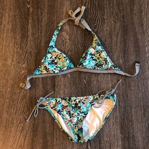 Reversible Large Patterned Roxy Swimsuit